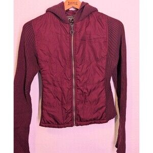 Ashley Women's Size M Medium Red Puffer Full Zip Jacket Small Hole (828m)